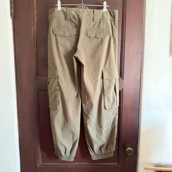 ALICE + OLIVIA | Olive Green Cargo Pants with Balloon Legs | Size 6 - Picture 2 of 6